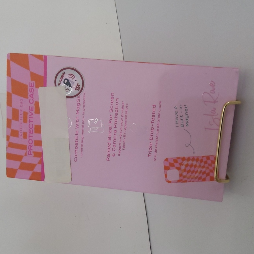 Isla Rae IPhone 15/14 Protective Case, New-in-Box - Picture 4 of 4